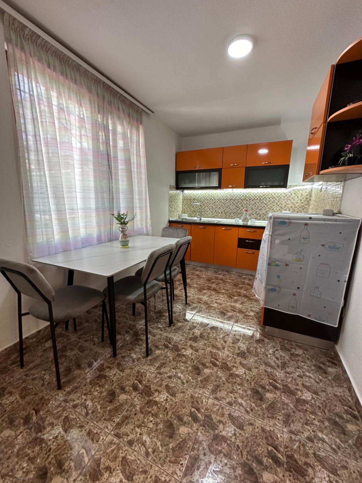 Vollga Apartment Durres Exterior photo